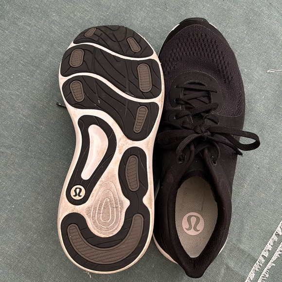 Lululemon W Chargefeel Workout Low women’s size 8.5 - Picture 4 of 8
